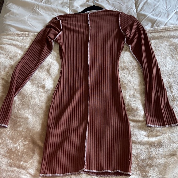 Missy Empire size 6 long sleeve tight dress - Picture 3 of 4